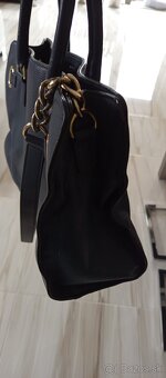 Kožená taška Michael Kors, na plece, aj crossbody - 12