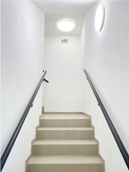 Predáme novostavbu 2-izbový byt v meste Senica - 12