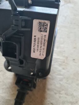 Mikrospínač, radič rýchlostí Škoda, VW - 12