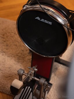 Predám málo používanú biciu súpravu (Alesis Crimson II) - 12