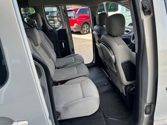 PEUGEOT PARTNER TEPEE 1.6 i - 12