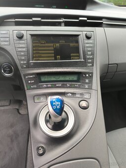 Toyota Prius Hybrid+LPG - 12