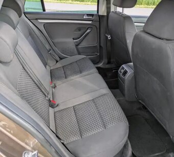 VW GOLF 1.4 16V , 59kw , benzin ( SLEVA ) - 12