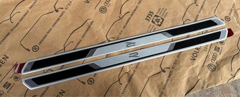 VW AUDI logo emblemy R R-line S RS 3 A3 original - 12