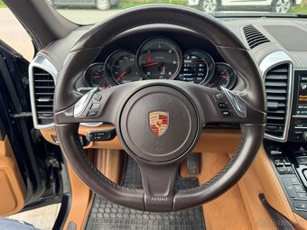 Porsche Cayenne - 12