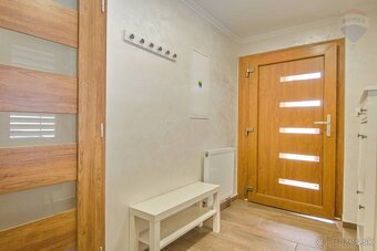 Na predaj: kompletne zrekonštruovaný 4 izbový rodinný dom, T - 12