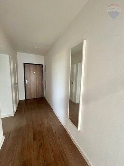 PREDAJ krásneho 3 izbového bytu v Rusovciach. - 12