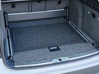 ŠKODA SUPERB 2.0 TDI COMBI 125kW DSG OUTDOOR - 12
