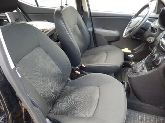 Hyundai i10 - 12
