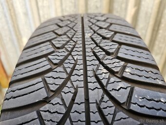 Zimné pneumatiky DUNLOP Winter Trail - 185/60 r15 88T - 12