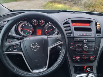Opel Insignia 2.0 tdi - 12