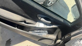 Fiat Stilo 1,6i 76kw kód:182B6000 - 12