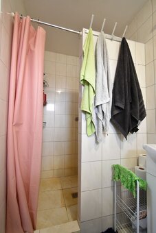 Cífer: 1-izbový byt v Cíferi po kompletnej rekonštrukcii. - 12
