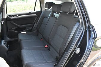 Volkswagen Passat Variant 2.0 TDI DSG/LED/ACC//LANE 14999EUR - 12