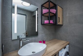 Luxusný dom s vyhrievaným bazénom v Chorvátsku - 12