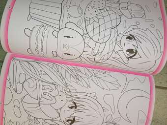 Manga Kawaii color omaľovánka s nálepkami - 12