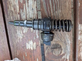 Audi A4 B6 diely 30€ kus osobný odber - 12