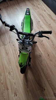 Elektricka motorka razor - 12