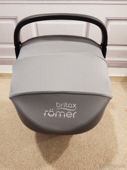 Vajíčko+autosedačka+isofix základňa Britax Romer - 12