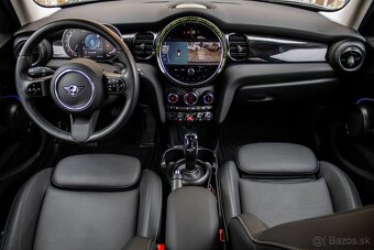 Mini Cooper Clubman 1.5T, 100 kW, automat, 2023 - 12