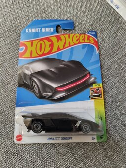 Hot Wheels autíčka - športiaky 2/2 - 12