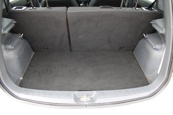 Mitsubishi Colt 1,3 i 70 kW - 12