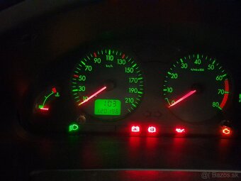 Prístrojová doska Citroen Saxo - 12