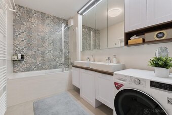ZNÍŽENÁ CENA Nadštandardný 3-izbový byt s balkónom - 12