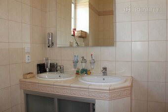 Nadštandardný 3,5 izbový tehlový byt, 113 m2, Trenčín, Hodžo - 12