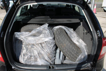 Škoda Octavia Combi 1.6 TDI CR DPF Ambiente - 12