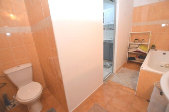 2 byty v RD, Vajnory, Roľnícka, spoločný dvor, všetky siete - 12