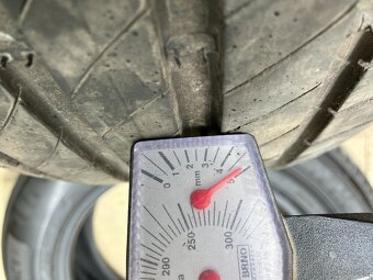 Letné pneu michelin 215/65R17 - 12