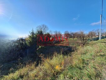 ADOMIS - predáme stavebný pozemok 392m2 Ploské - 12