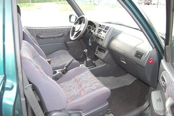 Toyota RAV4 1999 2.0 benzín - 12