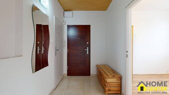 NA PREDAJ ZREKONŠTRUOVANÝ 3 IZBOVÝ BYT S BALKÓNOM, UL. DAMJA - 12