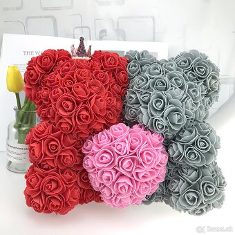 Macko z ruží 40 a 25 cm - všetky farby - ihneď k odberu - 12