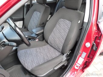 Kia Ceed 1,4i 77kW manuál 5 st., 5 dverová klíma - 12