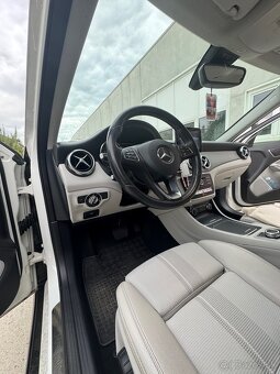 Mercedes GLA 200d 2018 - 12