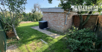 Krásna záhrada v Šali 305 m2 s chatkou pri futbalovom štadió - 12