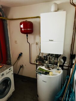 VÝNIMOČNÝ dvojgeneračný rodinný dom, 903m2, PO - 12