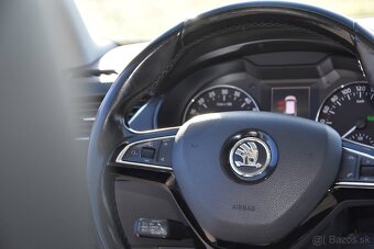 Škoda Octavia Combi 2.0 TDI Business 4x4 DSG - 12
