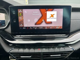 Škoda Octavia Combi 2.0 TDI SCR Sportline DSG - 12