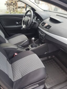 Renault Fluence - 12