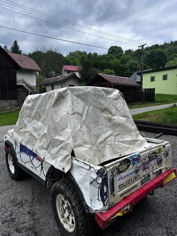 Závodný špeciál Suzuki Samurai - 12