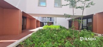 RADO | obchodný priestor 42m2 NOVOSTAVBA MORUŠE - RUŽINOV - 12
