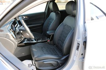 Kia Ceed SW 1.5 T-GDi Sport NEW - 12