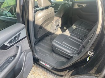 Audi Q7  3,0tdi 160Kw   CZZ  S-line - 12