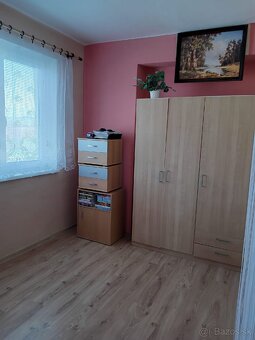 Zariadený 3-izbový byt so záhradou - 12