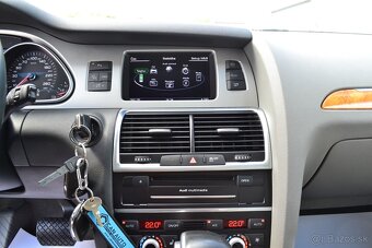 Audi Q7 3.0 TDI Quattro AT8 - 12