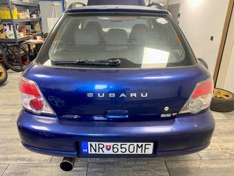 Subaru Impreza WRX - 12